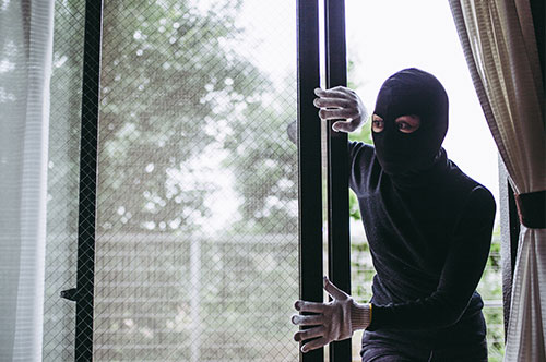 空き巣はどんな罪になるの？ 家族が逮捕されたときにできること