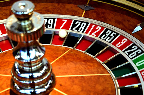 ギャンブル依存症とは？ 治療すべき？ 借金を債務整理で解決す...