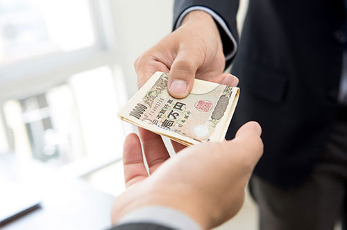 貸したお金を返してもらう方法│ 警察よりも弁護士へ相談すべき理由とは