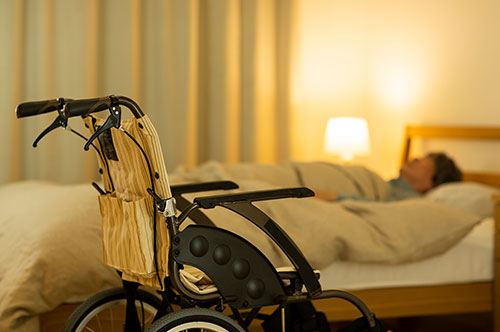 介護休暇・介護休業の取得を断られて解雇された！ 会社の対応の違法性について