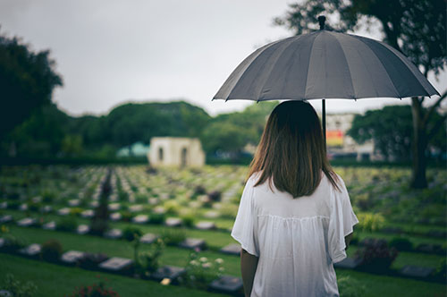 死亡退職金は遺産分割・相続税の対象になる？ 法律・税務上の注意点