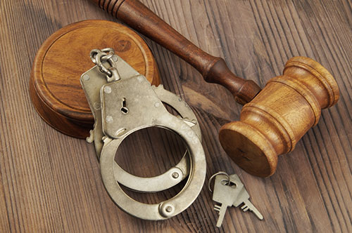 処分保留で釈放とは？ 弁護士が不起訴との違いや再逮捕の可能性を解説