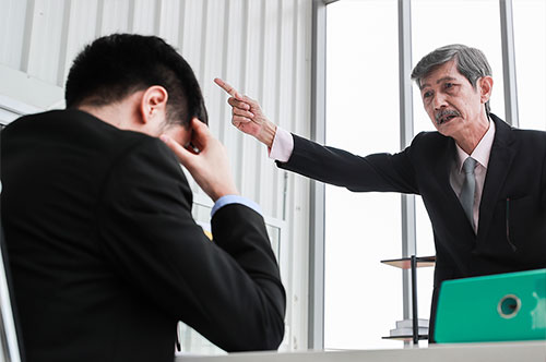 普通解雇と懲戒解雇の違い。 会社が知っておくべきケースや注意点