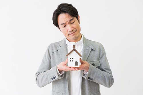 相続した不動産に占有者が！ 占有トラブルの解決法とは