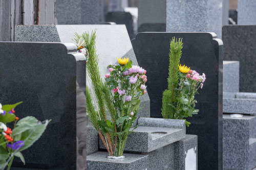 礼拝所不敬罪で科される可能性がある刑罰は？ 適用された事例を紹介