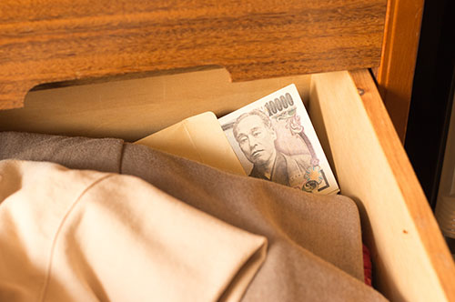 タンス預金は相続対策に使えない？ 隠しても税務署にバレてしまう？