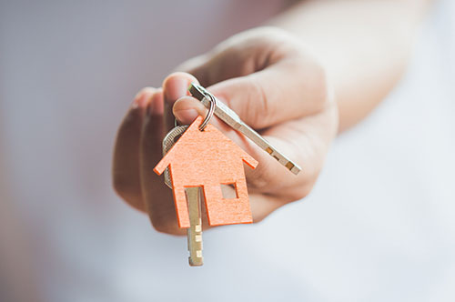 家賃滞納者を強制退去させるには？ 手続きの流れを弁護士が解説