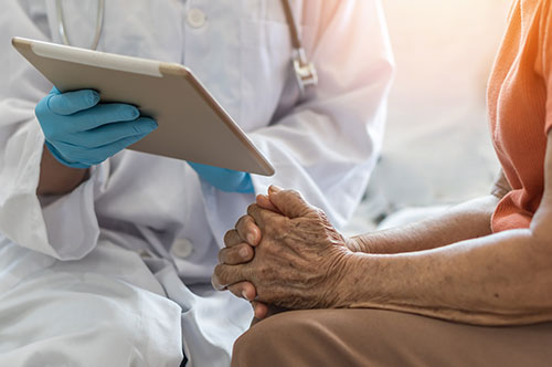 尊厳死宣言公正証書とは？ 安らかに死を迎えるための意思表明について