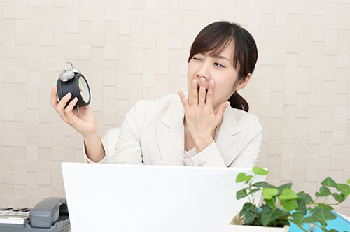 残業代は何分単位で請求できる？ 1時間・30分・15分の切り捨ては違法か