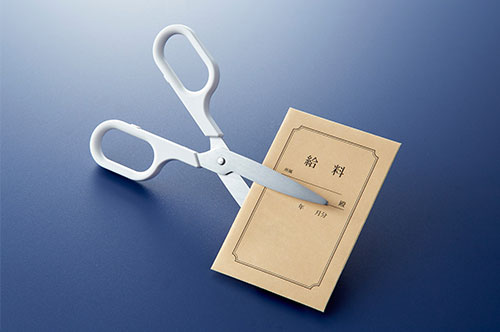 能力不足を理由に減給・降給はアリ？ 違法な賃金カットへの対応方法