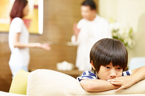 親権と監護権の違いと、父親と母親で分けるメリットとデメリット