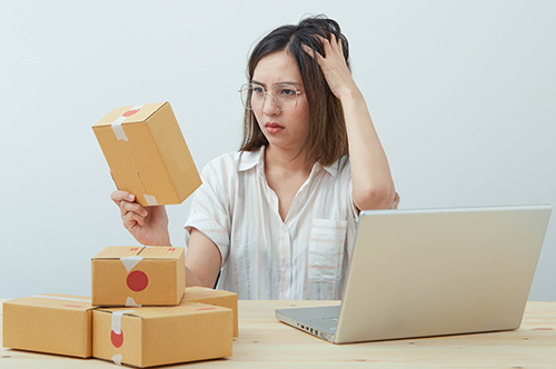 送り付け商法の被害にあった場合の対応法。不明な荷物が届いたら？