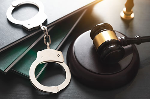 偽計業務妨害罪の構成要件｜ほかの業務妨害罪との違いや罰則を解説