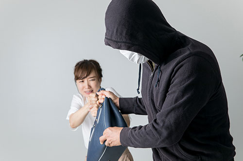 ひったくりで家族が逮捕された！ できることはある？