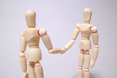 裁判上の和解とは？ 民事裁判でのメリットと流れについて弁護士が解説！