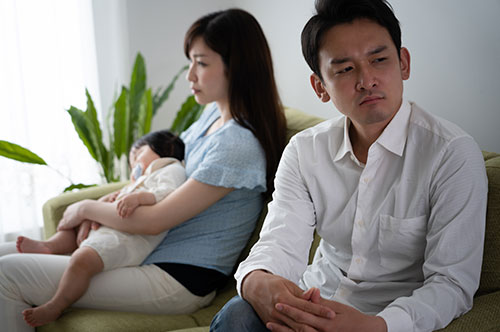 離婚のとき養子縁組を解消したい！ 手続き方法と起きやすいトラブル