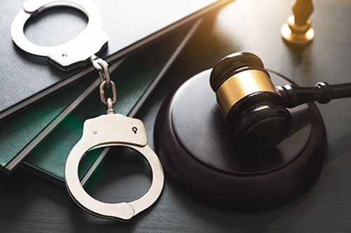 示談したのに起訴された！？ 不起訴・前科を防ぐためには