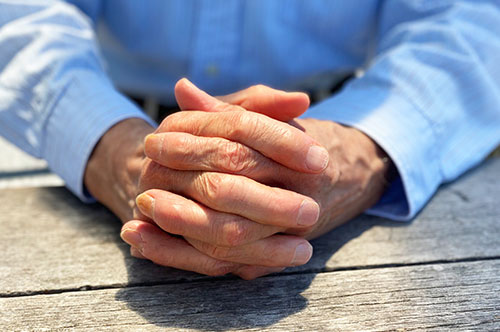 独身が死亡したら兄弟が相続するの？ 相続人と法定相続分