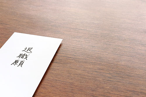 最短で退職したい！ 2週間前までに伝えれば法的には問題ない？