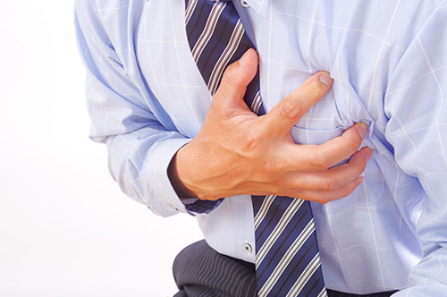 過労死を認定されるための条件は？ 必要な手続きと慰謝料請求の...