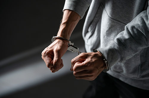 追起訴とは？ 再逮捕や追送致との違いは？ その後の流れとともに解説