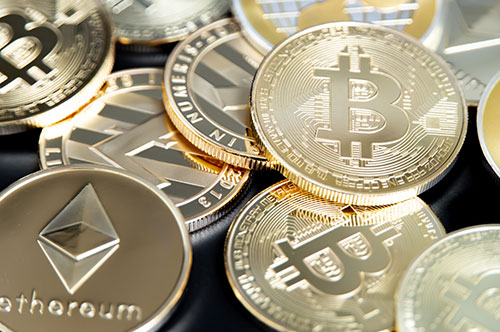 暗号資産のせいで脱税疑惑？ 仮想通貨の所持で罪に問われる可能性はあるか