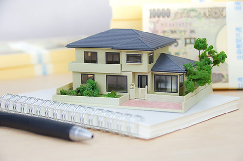 相続にあたって不動産を売却したいとき、気を付けるべき点や手続き