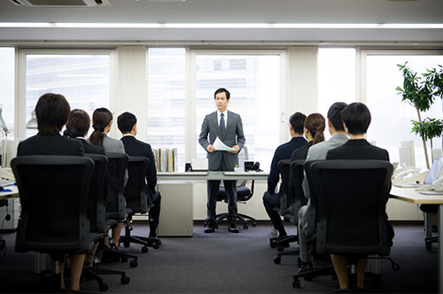 労働者に休職命令は出せる？ 休職命令の注意点と企業がやるべき...