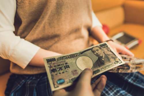 パパ活した相手が未成年なら児童買春？ パパ活が犯罪になる場合を解説