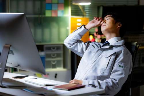 80時間を超える残業は違法なのか？ 過労死を避けるための対処...