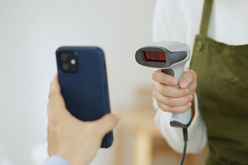 クーポンの不正利用は犯罪？ 問われる罪と実際に逮捕された事例