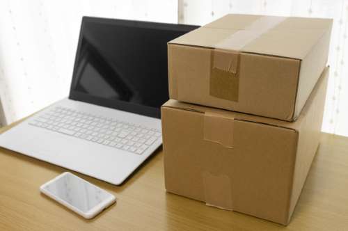 無在庫転売は違法行為になる？ 違法になるケースと罰則