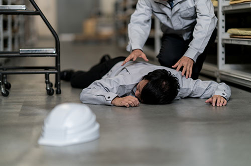 労災で民事訴訟を起こされた場合の対処法とは