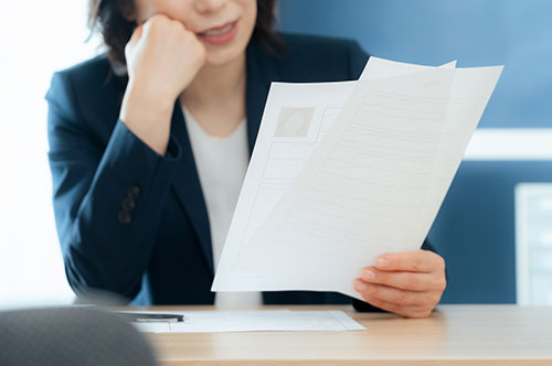 内定取り消しが認められる条件は？ 企業側が負うリスクとは
