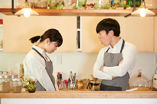 バイトをばっくれたら損害賠償を請求すると言われた！ 対処法は？