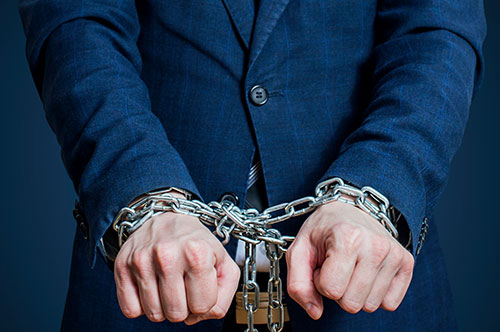 労基署も逮捕権を持つって本当？ 相談するにはどうすればいい？