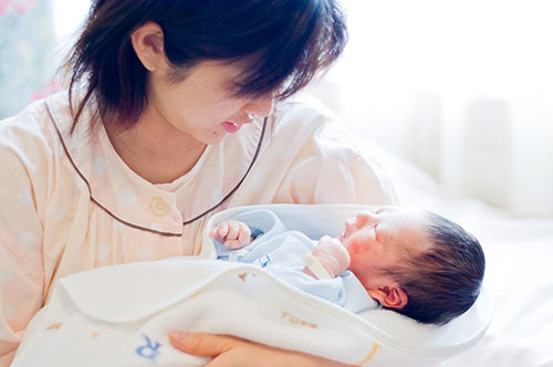 認知届は母親でも提出可能｜提出方法と認知してもらえないときの対処法