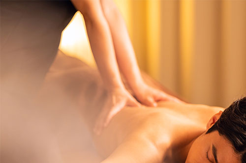 メンズエステで性行為を強要しトラブルに！ 逮捕されたらどうなる？