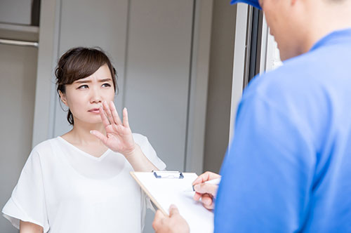 訪問買取（訪問購入）トラブルに要注意！ 被害にあったときの相談先