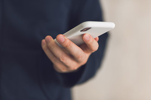 盗撮行為をしたらバレる？ 撮影罪で逮捕された時の流れ