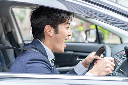 「仕事中の事故で発生した損害を賠償しろ」と会社に言われた場合の対処法