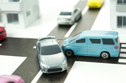 伊予の早曲がりは違法行為！ 交通違反や事故で弁護士ができること