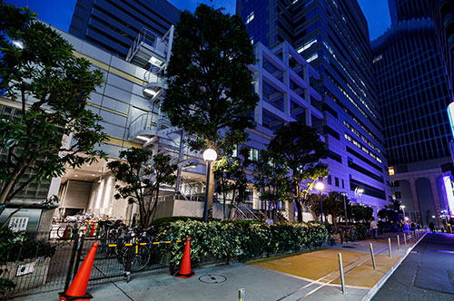 「立ちんぼ」は男女問わず犯罪？ 科される刑罰と逮捕後の対応法