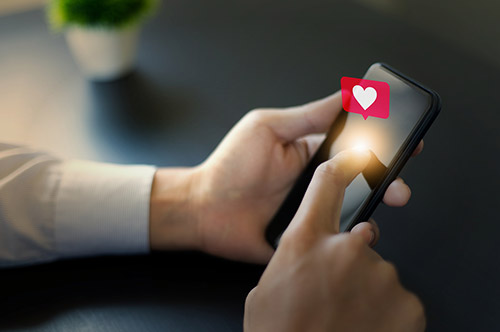 リモート不倫をされたときに、離婚や慰謝料を請求するための注意点