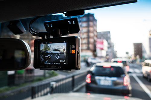 【交通事故】ドラレコは証拠になる？ 過失割合で争いになった場...