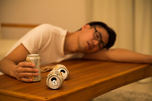 酒癖の悪さは離婚理由になる？ 離婚成立のためにやるべき4つの準備