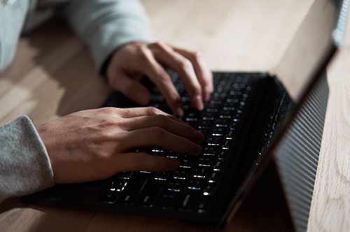 サイバー犯罪の種類とは？ 加害者になったときの罪と処罰