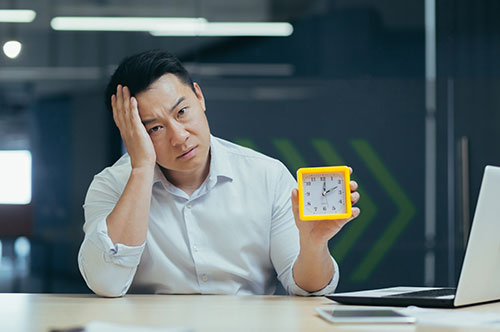 残業中でも休憩をとることはできる？ 労働基準法での規定