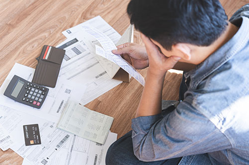 任意整理をしたけど支払えない……どこに連絡する？ 対処法はある？