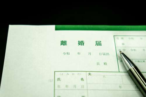 「婚姻を継続し難い重大な事由」とは？ 具体例や離婚の注意点を解説